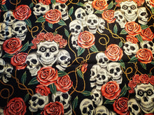 Charger l'image dans la galerie, Mallette Infirmière Libérale Pippin 25x35x25 "Rose skulls/dessus paillette noire " (Livraison MAI 2026) https://bb-bullyshop.com