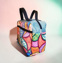Charger l'image dans la galerie, Mallette Infirmière Libérale "Wax multicolores"/ dessus paillette bleu" (Livraison NOVEMBRE 2026)