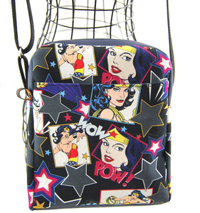 Bully Geek "Wonder Woman" (Livraison JANVIER 2024)